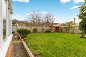 Astrop Gardens Kings Sutton